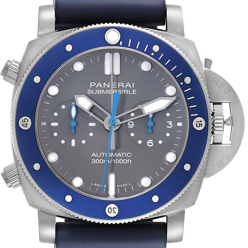 The image shows a front view of the Panerai Submersible PAM00982 Men's Titanium Grey Dial PAM00982 Men's Titanium Grey Dial watch, highlighting its face, bezel, and crown guard.